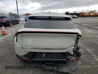2024 Kia EV6 Wind with VIN KNDC34LA6R5224440, listed as a Copart auction lot 49402935 with 5,449 mi miles and Salvage Title. Bid and sale history available at carsss.com. Image 6.
