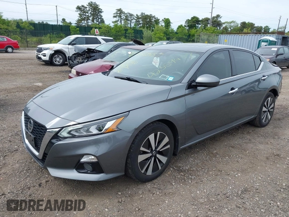 2020 Nissan Altima SV z VIN 1N4BL4DWXLC172566, wystawiony jako IAAI lot #42359457 z przebiegiem 122 856 mil mil oraz . Historia ofert i sprzedaży dostępna na DreamBid. Obrazek 2.
