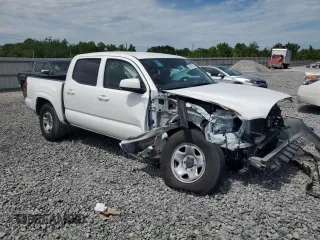 2023 Toyota Tacoma SR z VIN 3TMCZ5AN7PM594216, wystawiony jako Copart lot #55870755 z przebiegiem 60 548 mil mil oraz Szkoda całkowita • Salvage title. Historia ofert i sprzedaży dostępna na DreamBid. Obrazek 4.