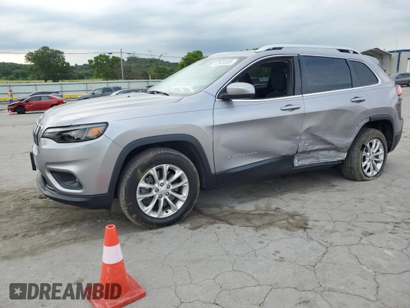 2019 Jeep Cherokee Latitude с VIN 1C4PJMCBXKD489213, выставлен на аукционе Copart как лот 62605505 с пробегом 136 032 миль миль и Списание • Salvage title. История ставок и продаж доступна на DreamBid. Изображение 1.