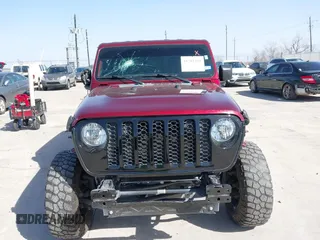 2021 Jeep Gladiator Willys z VIN 1C6HJTAG0ML536455, wystawiony jako IAAI lot #41702393 z przebiegiem 90 644 mil mil oraz . Historia ofert i sprzedaży dostępna na DreamBid. Obrazek 6.