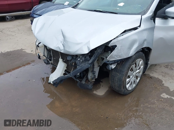 2017 Nissan Sentra SV z VIN 3N1AB7AP9HY250487, wystawiony jako IAAI lot #42376252 z przebiegiem 109 444 mil mil oraz . Historia ofert i sprzedaży dostępna na DreamBid. Obrazek 6.