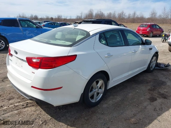 2015 Kia Optima LX with VIN 5XXGM4A78FG366057, listed as a IAAI auction lot 41804245 with 75,502 mi miles. Bid and sale history available at carsss.com. Image 4.
