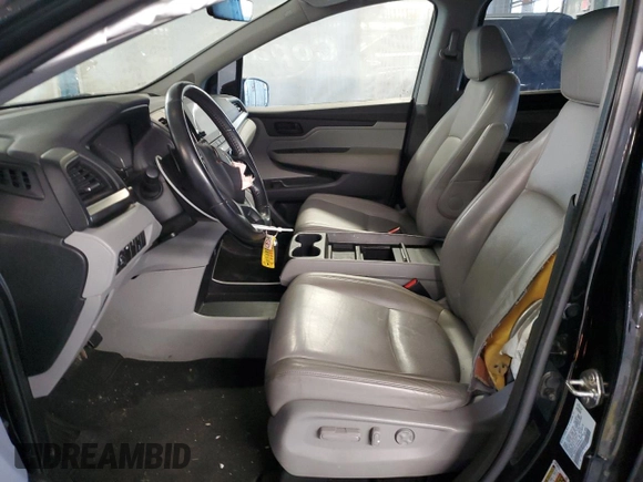 2019 Honda Odyssey EX-L z VIN 5FNRL6H75KB095341, wystawiony jako Copart lot #56563125 z przebiegiem 33 803 mil mil oraz Szkoda całkowita • Salvage title. Historia ofert i sprzedaży dostępna na DreamBid. Obrazek 7.