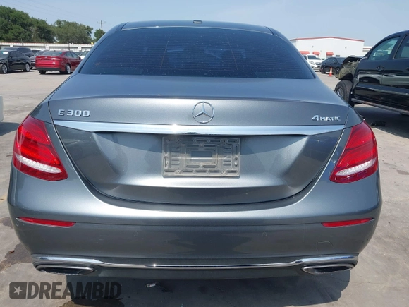 2017 Mercedes-Benz E 300 Luxury with VIN WDDZF4KB7HA201451, listed as a IAAI auction lot 42308241 with 63,327 mi miles and . Bid and sale history available at DreamBid. Image 17.