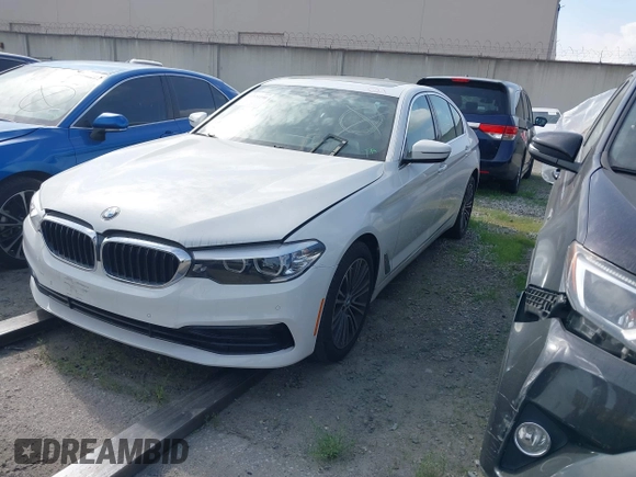2019 BMW 5 Series 530i z VIN WBAJA5C53KWW48516, wystawiony jako IAAI lot #41524190 z przebiegiem 62 280 mil mil oraz . Historia ofert i sprzedaży dostępna na DreamBid. Obrazek 17.