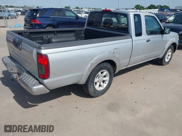 2004 Nissan Frontier XE z VIN 1N6DD26T74C456243, wystawiony jako IAAI lot #42254358 z przebiegiem 217 583 mil mil oraz . Historia ofert i sprzedaży dostępna na DreamBid. Obrazek 4.