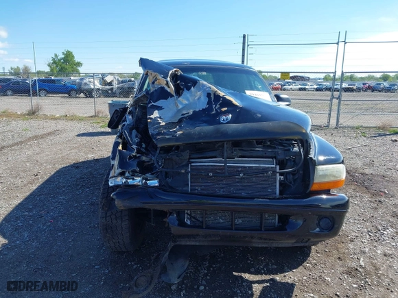 2002 Dodge Durango Sport with VIN 1B4HS38N62F159178, listed as a IAAI auction lot 39463560 with 183,111 mi miles. Bid and sale history available at carsss.com. Image 6.