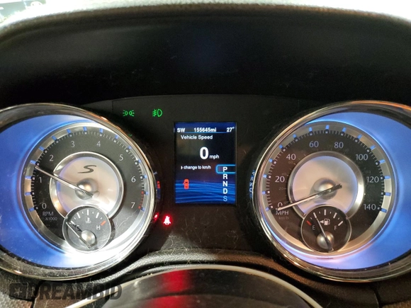 2013 Chrysler 300 S z VIN 2C3CCAGG2DH505279, wystawiony jako Copart lot #43584625 z przebiegiem 155 645 mil mil oraz Szkoda całkowita • Salvage title. Historia ofert i sprzedaży dostępna na DreamBid. Obrazek 9.