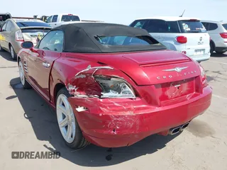 2005 Chrysler Crossfire Limited z VIN 1C3AN65L65X057205, wystawiony jako IAAI lot #41878855 z przebiegiem 209 199 mil mil oraz . Historia ofert i sprzedaży dostępna na DreamBid. Obrazek 6.