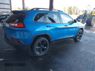 2018 Jeep Cherokee Limited with VIN 1C4PJMDX3JD575794, listed as a IAAI auction lot 41092523 with 64,337 mi miles. Bid and sale history available at carsss.com. Image 4.
