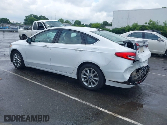 2017 Ford Fusion SE с VIN 3FA6P0H72HR219101, выставлен на аукционе IAAI как лот 42640322 с пробегом 50 396 миль миль и . История ставок и продаж доступна на DreamBid. Изображение 3.