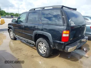 2003 Chevrolet Tahoe Z71 with VIN 1GNEK13Z93R267077, listed as a IAAI auction lot 42504842 with 294,707 mi miles and . Bid and sale history available at DreamBid. Image 3.