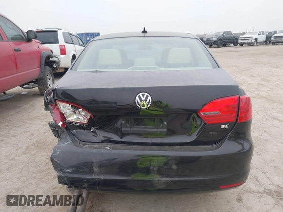 2014 Volkswagen Jetta Sedan SE w/Connectivity with VIN 3VWD07AJ3EM429815, listed as a IAAI auction lot 41288078 with 145,279 mi miles. Bid and sale history available at carsss.com. Image 16.