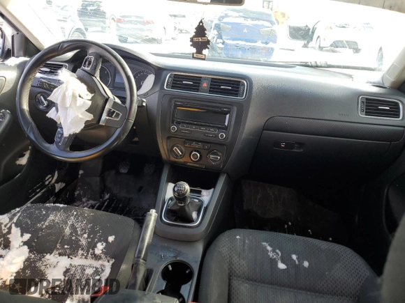 2013 Volkswagen Jetta с VIN 3VWWL7AJ2DM314055, выставлен на аукционе Copart как лот 43241145 с пробегом Не указан миль и Списание • Salvage title. История ставок и продаж доступна на DreamBid. Изображение 8.