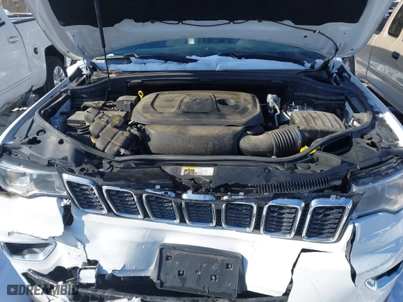 2019 Jeep Grand Cherokee Limited with VIN 1C4RJFBG9KC810343, listed as a IAAI auction lot 41455586 with 74,096 mi miles. Bid and sale history available at carsss.com. Image 10.
