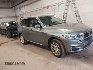2014 BMW X5 xDrive35d with VIN 5UXKS4C5XE0J96262, listed as a IAAI auction lot 41937470 with 158,279 mi miles. Bid and sale history available at carsss.com. Image 1.