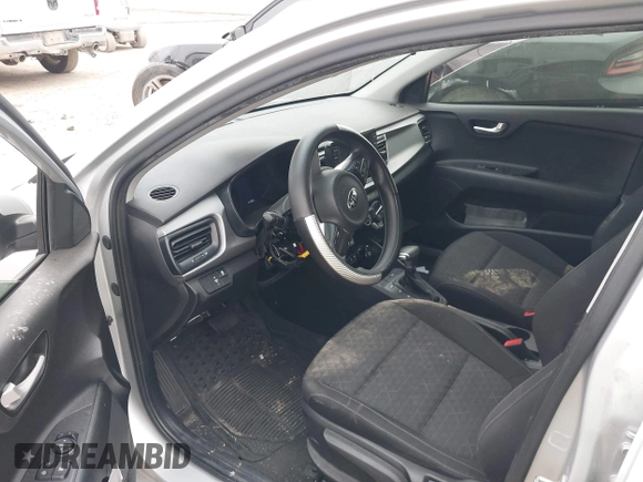 2020 Kia Rio LX with VIN 3KPA24AD4LE297180, listed as a IAAI auction lot 41498864 with 121,090 mi miles. Bid and sale history available at carsss.com. Image 5.