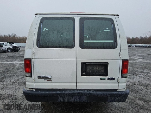 2014 Ford Econoline Cargo Commercial with VIN 1FTNS2EW2EDA67157, listed as a Copart auction lot 52833565 with 136,783 mi miles and Clean Title. Bid and sale history available at carsss.com. Image 6.