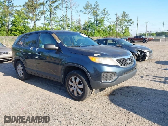 2011 Kia Sorento LX with VIN 5XYKT3A1XBG011576, listed as a IAAI auction lot 42062990 with 227,954 mi miles. Bid and sale history available at carsss.com. Image 1.