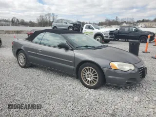 2005 Chrysler Sebring Touring z VIN 1C3EL55R45N639580, wystawiony jako Copart lot #51017255 z przebiegiem 87 164 mil mil oraz Czysty tytuł • Clean title. Historia ofert i sprzedaży dostępna na DreamBid. Obrazek 4.