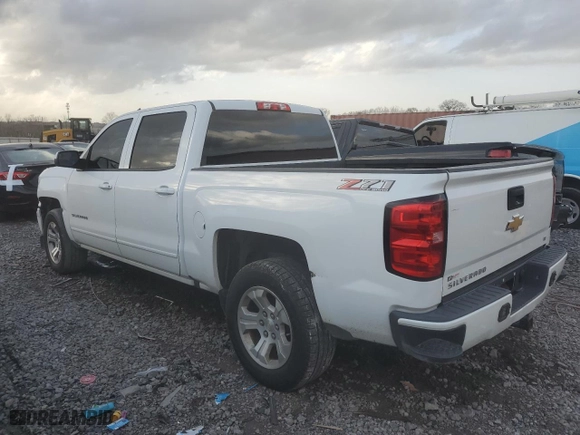 2018 Chevrolet Silverado 1500 LT with VIN 3GCUKREC6JG393695, listed as a Copart auction lot 89266745 with 218,828 mi miles and Clean Title. Bid and sale history available at carsss.com. Image 2.