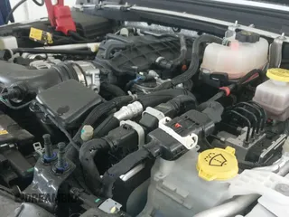 2024 Jeep Wrangler Rubicon z VIN 1C4PJXFG7RW334190, wystawiony jako IAAI lot #42332948 z przebiegiem 14 272 mil mil oraz . Historia ofert i sprzedaży dostępna na DreamBid. Obrazek 19.