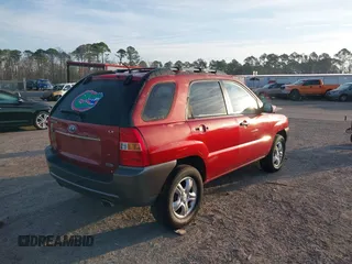 2008 Kia Sportage LX with VIN KNDJE723287548249, listed as a IAAI auction lot 41510548 with 181,668 mi miles. Bid and sale history available at carsss.com. Image 4.