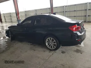 2018 BMW 3 Series 320i with VIN WBA8E1G52JNU93516, listed as a Copart auction lot 59403075 with 86,269 mi miles and Non repairable. Bid and sale history available at DreamBid. Image 2.