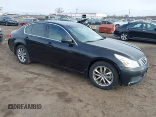 2007 Infiniti G35 Sedan G35x with VIN JNKBV61F87M820361, listed as a IAAI auction lot 41873137 with 187,658 mi miles. Bid and sale history available at carsss.com. Image 1.