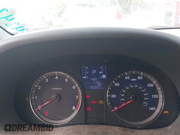 2016 Hyundai Accent SE z VIN KMHCT4AE7GU076917, wystawiony jako IAAI lot #42425890 z przebiegiem 136 031 mil mil oraz . Historia ofert i sprzedaży dostępna na DreamBid. Obrazek 7.