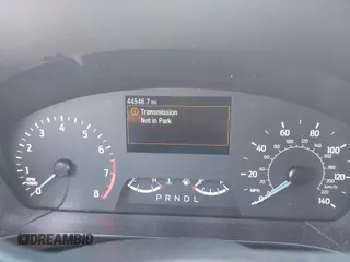 2022 Ford Escape SE z VIN 1FMCU0G64NUB84513, wystawiony jako IAAI lot #42579903 z przebiegiem 44 546 mil mil oraz . Historia ofert i sprzedaży dostępna na DreamBid. Obrazek 7.
