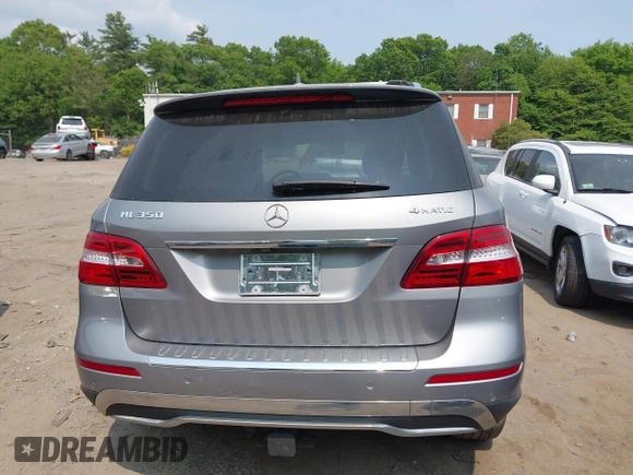 2014 Mercedes-Benz M 350 с VIN 4JGDA5HB2EA389089, выставлен на аукционе IAAI как лот 42402880 с пробегом 102 732 миль миль и . История ставок и продаж доступна на DreamBid. Изображение 16.