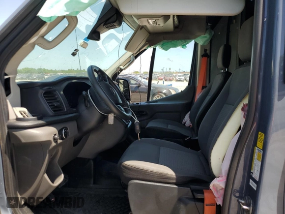 2020 Ford Transit Cargo z VIN 1FTBR3X86LKA48378, wystawiony jako Copart lot #52864655 z przebiegiem 119 031 mil mil oraz Szkoda całkowita • Salvage title. Historia ofert i sprzedaży dostępna na DreamBid. Obrazek 7.