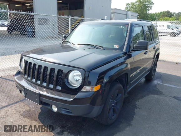 2015 Jeep Patriot High Altitude z VIN 1C4NJRFB3FD189910, wystawiony jako IAAI lot #42410866 z przebiegiem 141 669 mil mil oraz . Historia ofert i sprzedaży dostępna na DreamBid. Obrazek 2.