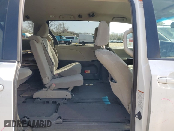 2015 Toyota Sienna LE AAS with VIN 5TDKK3DC8FS546916, listed as a Copart auction lot 52077345 with 119,285 mi miles and Salvage Title. Bid and sale history available at carsss.com. Image 11.
