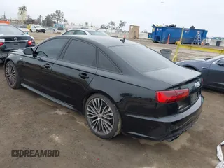 2017 Audi A6 Premium Plus z VIN WAUF2AFCXHN003804, wystawiony jako IAAI lot #41885852 z przebiegiem 59 876 mil mil oraz . Historia ofert i sprzedaży dostępna na DreamBid. Obrazek 3.