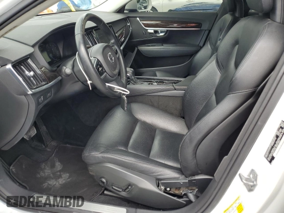 2017 Volvo S90 Momentum z VIN YV1102AK7H1008418, wystawiony jako Copart lot #61140255 z przebiegiem 122 787 mil mil oraz Czysty tytuł • Clean title. Historia ofert i sprzedaży dostępna na DreamBid. Obrazek 7.