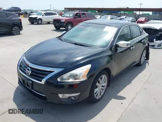 2015 Nissan Altima 2.5 z VIN 1N4AL3AP7FN884738, wystawiony jako IAAI lot #42050899 z przebiegiem 106 111 mil mil oraz . Historia ofert i sprzedaży dostępna na DreamBid. Obrazek 19.