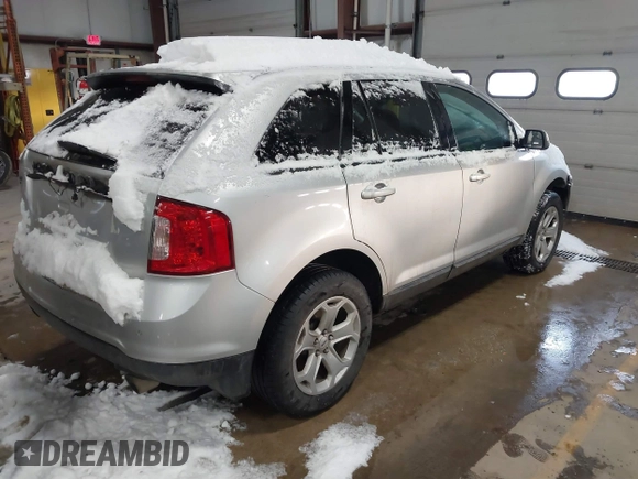 2013 Ford Edge SEL with VIN 2FMDK3JC4DBC69821, listed as a IAAI auction lot 41345936 with 194,886 mi miles. Bid and sale history available at carsss.com. Image 4.