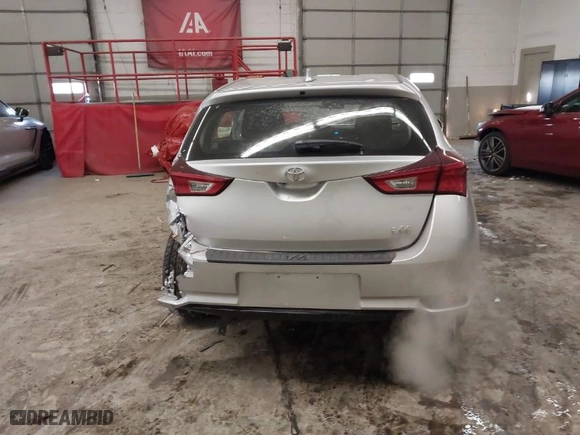 2018 Toyota Corolla iM with VIN JTNKARJE5JJ570605, listed as a IAAI auction lot 41401143 with 25,489 mi miles. Bid and sale history available at carsss.com. Image 17.