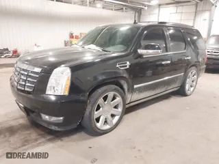 2010 Cadillac Escalade Premium with VIN 1GYUKCEF4AR201742, listed as a IAAI auction lot 41378437 with 137,622 mi miles. Bid and sale history available at carsss.com. Image 18.