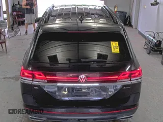 2024 Volkswagen Atlas SE с VIN 1V2HR2CA2RC553977, выставлен на аукционе IAAI как лот 42731405 с пробегом 24 692 миль миль и . История ставок и продаж доступна на DreamBid. Изображение 30.