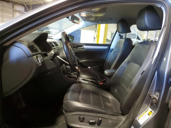2013 Volkswagen Passat SE with VIN 1VWBP7A30DC112644, listed as a Copart auction lot 48055235 with 68,975 mi miles and Salvage Title. Bid and sale history available at carsss.com. Image 7.
