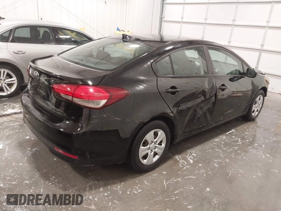 2018 Kia Forte LX with VIN 3KPFK4A78JE175080, listed as a IAAI auction lot 41862412 with 68,346 mi miles. Bid and sale history available at carsss.com. Image 4.
