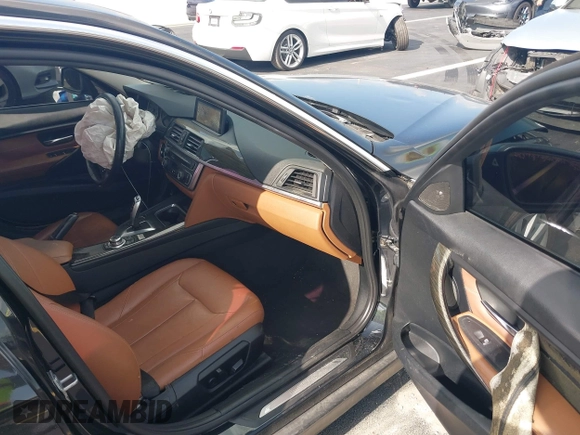 2013 BMW 3 Series 328i xDrive with VIN WBA3B3C59DJ810112, listed as a IAAI auction lot 42457122 with 117,568 mi miles and . Bid and sale history available at DreamBid. Image 5.