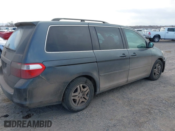 2006 Honda Odyssey EX with VIN 5FNRL38406B452001, listed as a IAAI auction lot 41686017 with 374,896 mi miles. Bid and sale history available at carsss.com. Image 4.