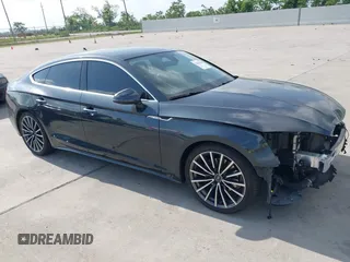 2021 Audi A5 Sportback Premium Plus z VIN WAUCBCF57MA062410, wystawiony jako IAAI lot #42061938 z przebiegiem 30 537 mil mil oraz . Historia ofert i sprzedaży dostępna na DreamBid. Obrazek 1.