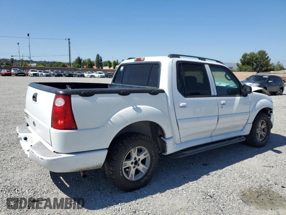 2005 Ford Explorer Sport Trac XLS z VIN 1FMZU67K05UA88775, wystawiony jako Copart lot #57905085 z przebiegiem 303 258 mil mil oraz Szkoda całkowita • Salvage title. Historia ofert i sprzedaży dostępna na DreamBid. Obrazek 3.