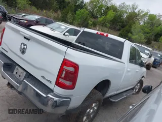 2022 Ram 2500 Big Horn with VIN 3C6UR5DL1NG271541, listed as a IAAI auction lot 42056999 with 139,773 mi miles and . Bid and sale history available at DreamBid. Image 4.